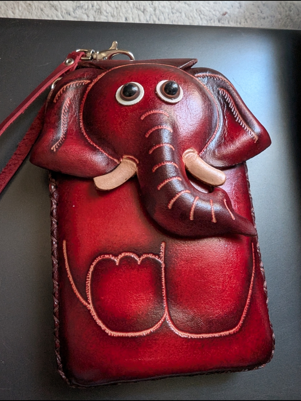 Handcrafted Vintage 3D Tooled Red Sunburst Elephant Crossbody Phone Bag